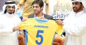 Juninho signant à Al Gharafa