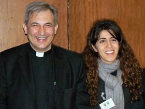 Monseigneur Ángel Lucio Vallejo Balda et son amante Francesca Immacolata Chaouqui, tous deux nommés l'organisation des structures économiques et administratives du Saint-Siège (COSEA) par le pape François