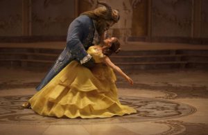 « La Belle et la Bête », le dernier Disney, soutenu par l’Église, interdit en Russie